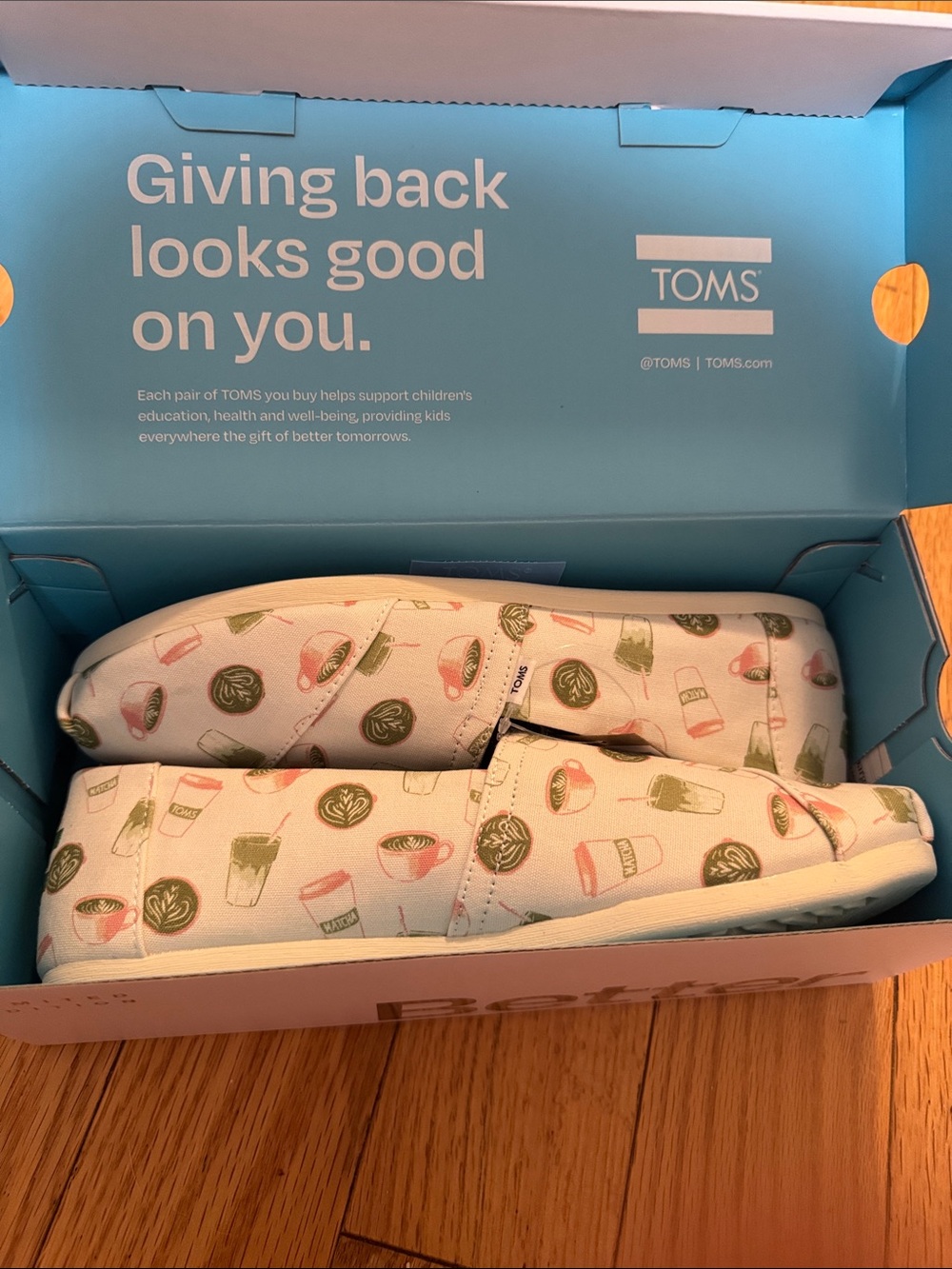TOMS women alpargata classic Matcha size 9 new in box
